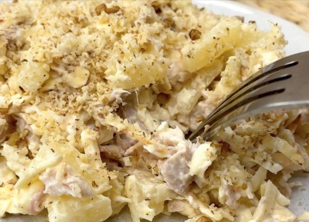 Цей салат можна створити всього з трьох інгредієнтів / Фото: instagram.com/vistovska_cooking Цей салат можна створити всього з трьох інгредієнтів / Фото: instagram.com/vistovska_cooking