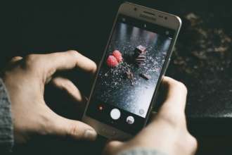 Для Android-смартфонів випустили додаток, який покращує якість знімків/Фото: Рexels Для користувачів Android випустили додаток, який покращує якість знімків