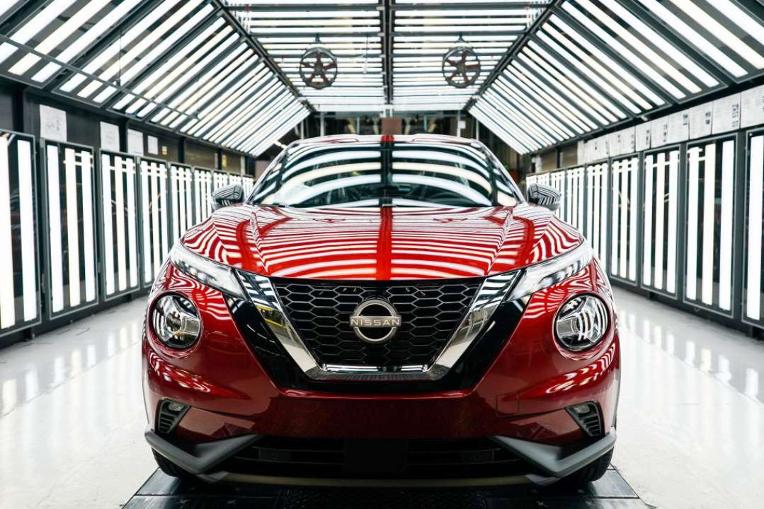 Ігнорування гібридів вбиває Nissan