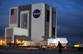 NASA готовит полет МКС для тех, кто верит в чудеса/Фото: Mark Wilson/Getty Images Укрепить веру в Санта-Клауса: NASA подготовило особый полет МКС