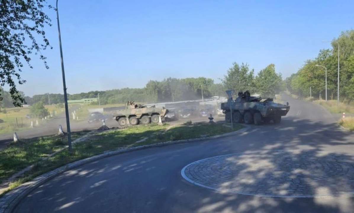 Польща посилила військове угрупування на кордоні з білоруссю. Фото: Twitter міністра оборони Польщі Маріуша Блащака Техніка Польщі