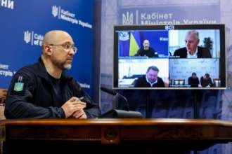 Через PEACE in Ukraine была привлечена кредитная и грантовая поддержка на общую сумму 12,9 млрд долларов и 1,1 млрд евро Через PEACE in Ukraine была привлечена кредитная и грантовая поддержка на общую сумму 12,9 млрд долларов и 1,1 млрд евро