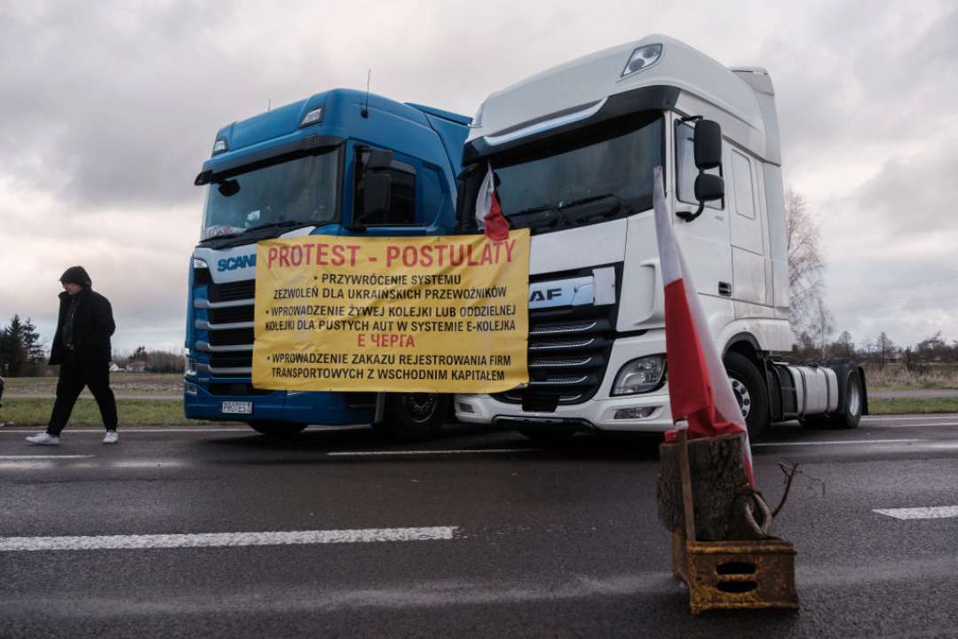 Польский министр призвал Украину выполнить требования протестующих на границе/Фото: Global Images Ukraine/Getty Images Протест поляков на границе с Украиной