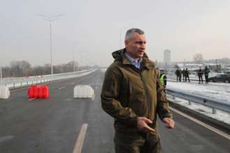 Відсьогодні вже зменшаться затори на вулиці Богатирській, бо частина транспорту піде вже новою ділянкою. Зокрема, на Оболонський проспект Відсьогодні вже зменшаться затори на вулиці Богатирській, бо частина транспорту піде вже новою ділянкою. Зокрема, на Оболонський проспект