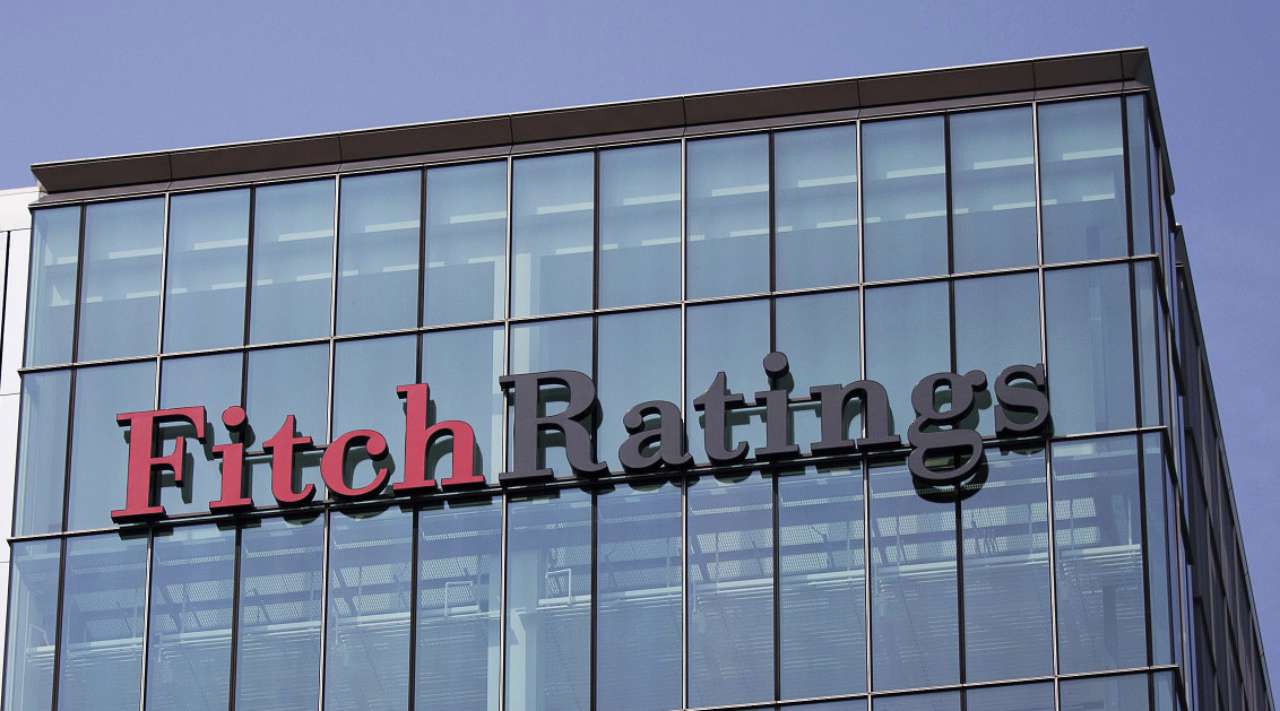 Fitch підвищило рейтинг України в нацвалюті/Фото: interfax Fitch підвищило рейтинг України в нацвалюті до "CCC+" після реструктуризації євробондів