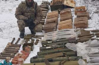 На Донбассе нашли тайник с оружием боевиков На Донбассе нашли тайник с оружием боевиков