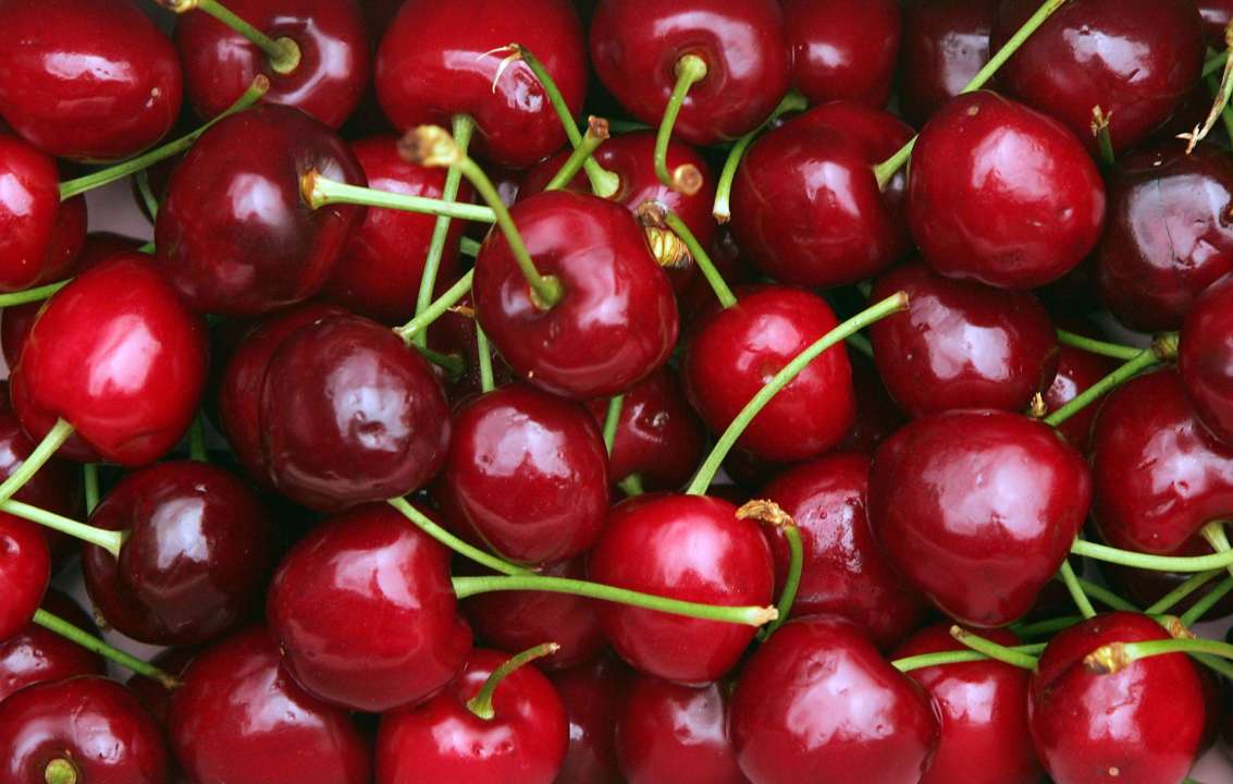 10 сезонных продуктов, которые нужно включить в рацион
