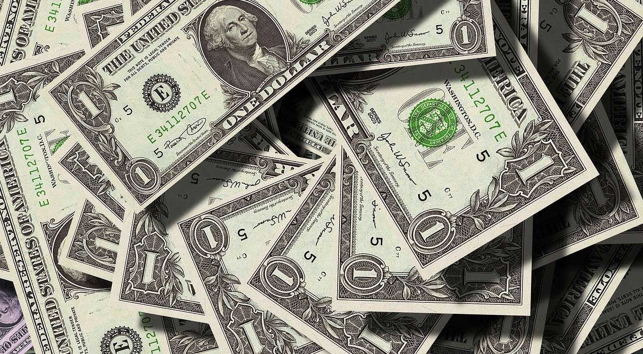 Євро повернувся до зростання: курс валют на 10 серпня