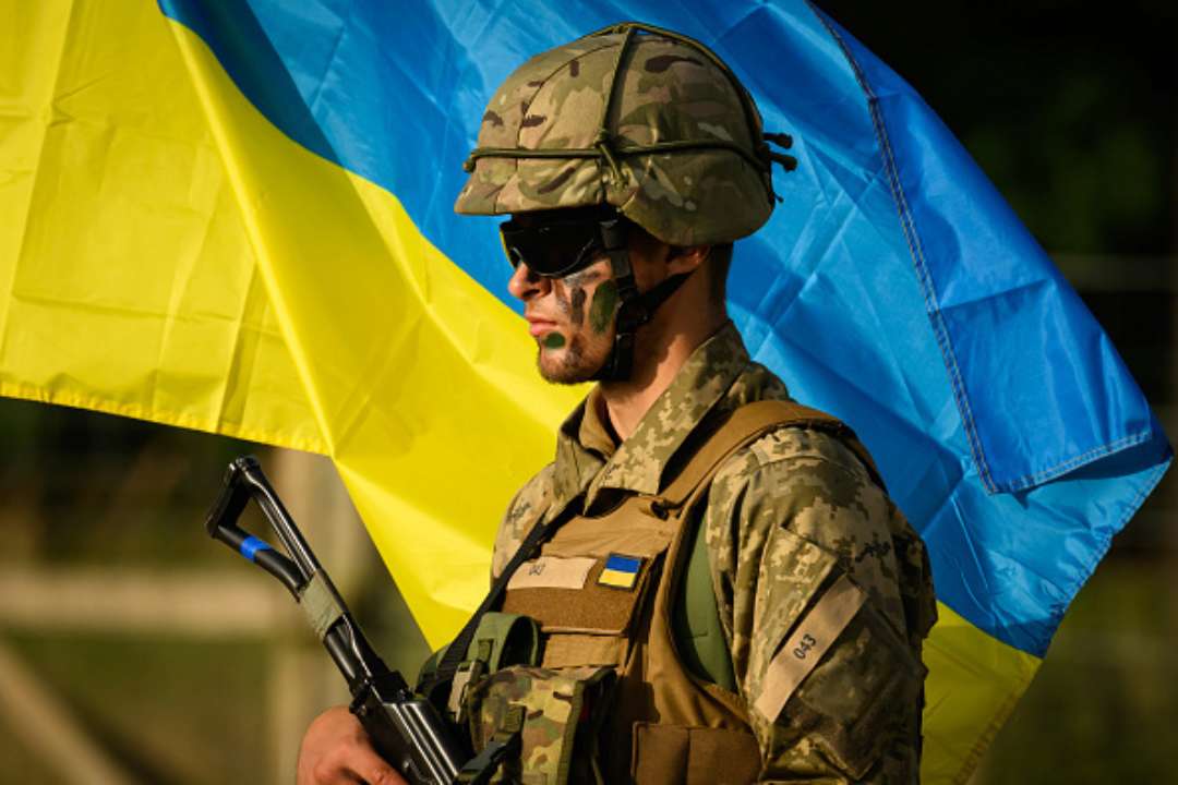 В Україні з'явиться електронний реєстр військовозобов'язаних/Фото: Leon Neal/Getty Images В Україні хочуть запровадити електронний реєстр військовозобов'язаних