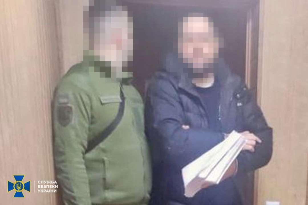 СБУ затримала відомого адвоката з Дніпра, який коригував ракетні удари рф по місту та намагався втекти з України / Фото: t.me/SBUkr