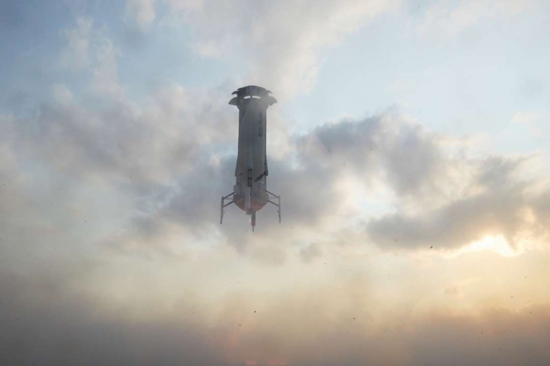 Blue Origin успешно запустила космический корабль New Shepard в космос