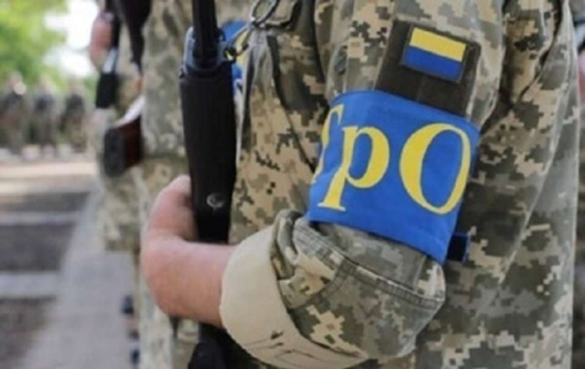 Тероборона получит возможность воевать на фронте. Фото: FBC.ua Тероборона Зеленский