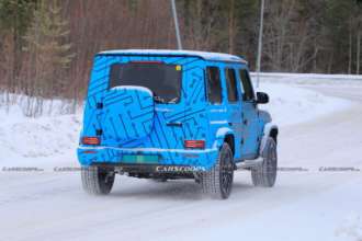Фото: Carscoops Із зарядкою замість запаски: з’явилися шпигунські фото нового Mercedes EQG