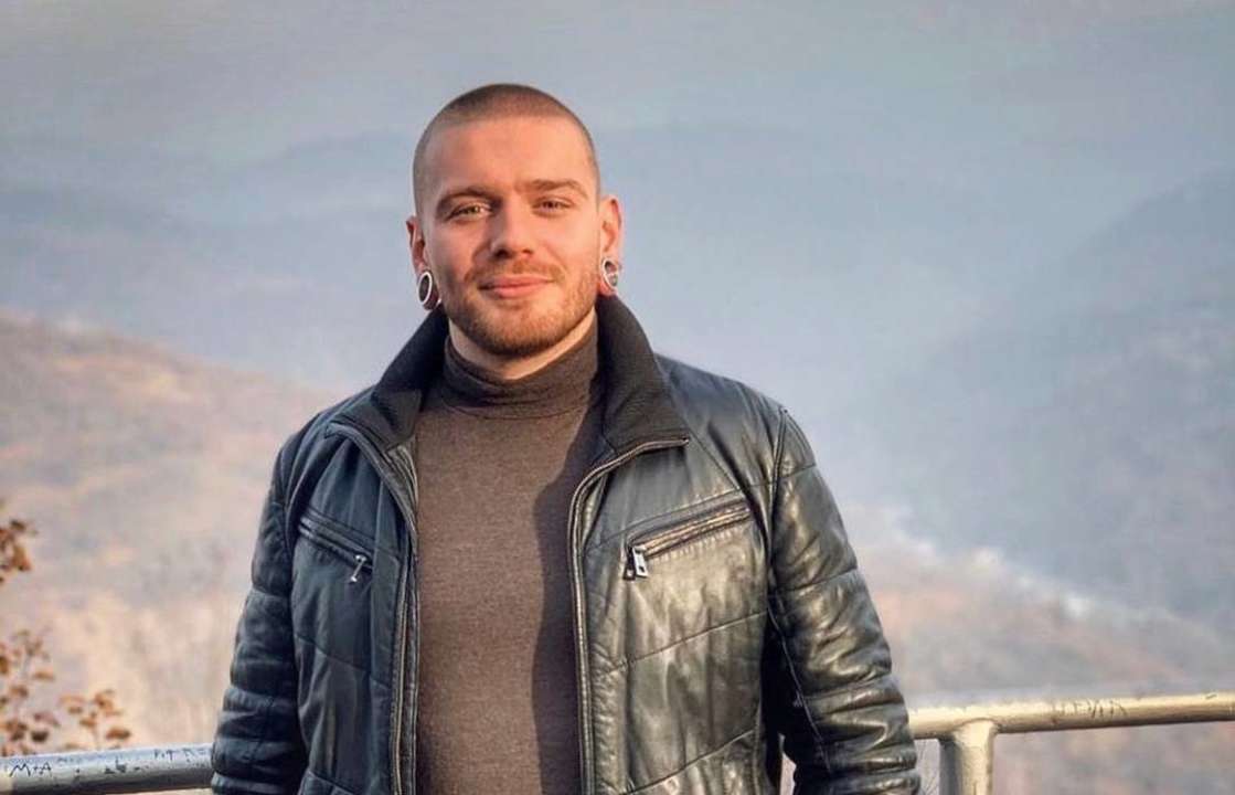 Александр Кривошапко рассказал о смерти близкого человека в Мариуполе/Фото: Instagram Александр Кривошапко рассказал, чтобы во время массовых обстрелов Мариуполя погибла его бабушка