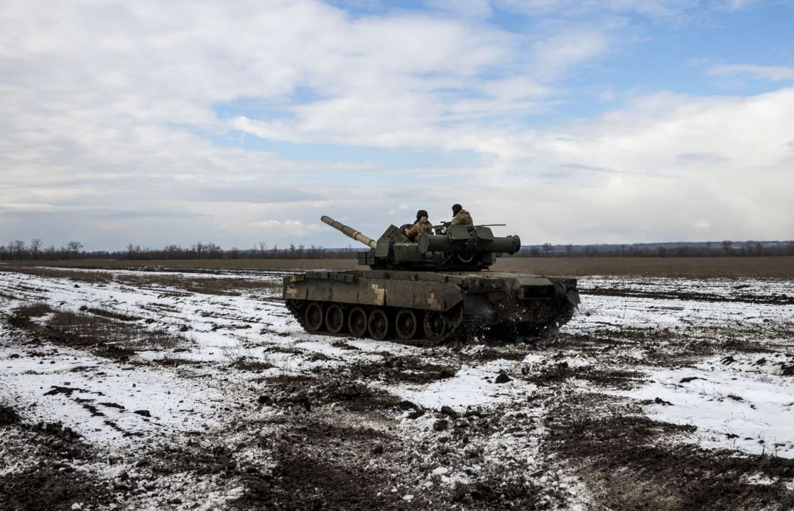 Украинцы стали реже посещать военкоматы, считает Гуменюк / Фото: Getty Images Танк ВСУ