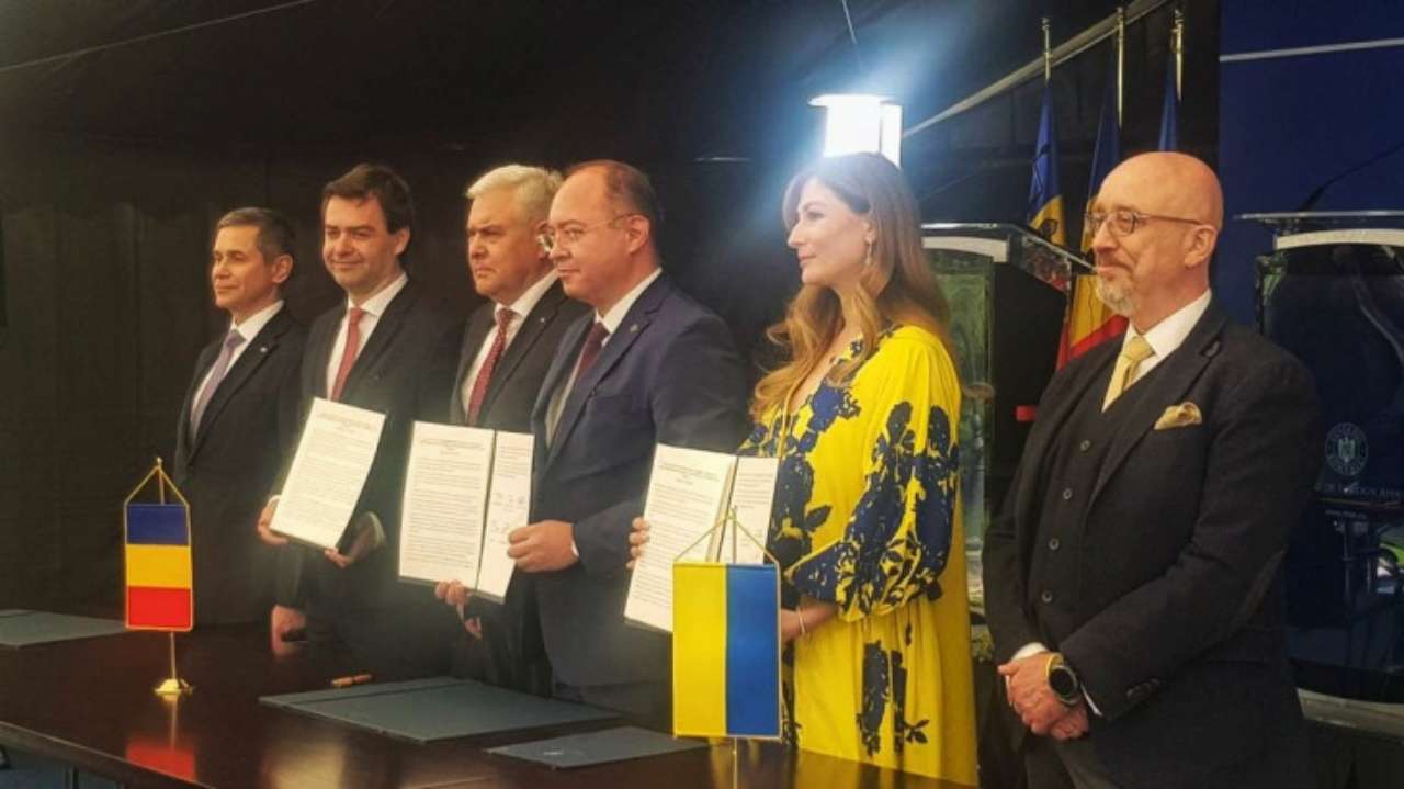 Участники встречи Украина-Молдова-Румыния приняли в Бухаресте совместное заявление/Фото: МИД Участники встречи Украина-Молдова-Румыния приняли в Бухаресте совместное заявление/Фото: МИД