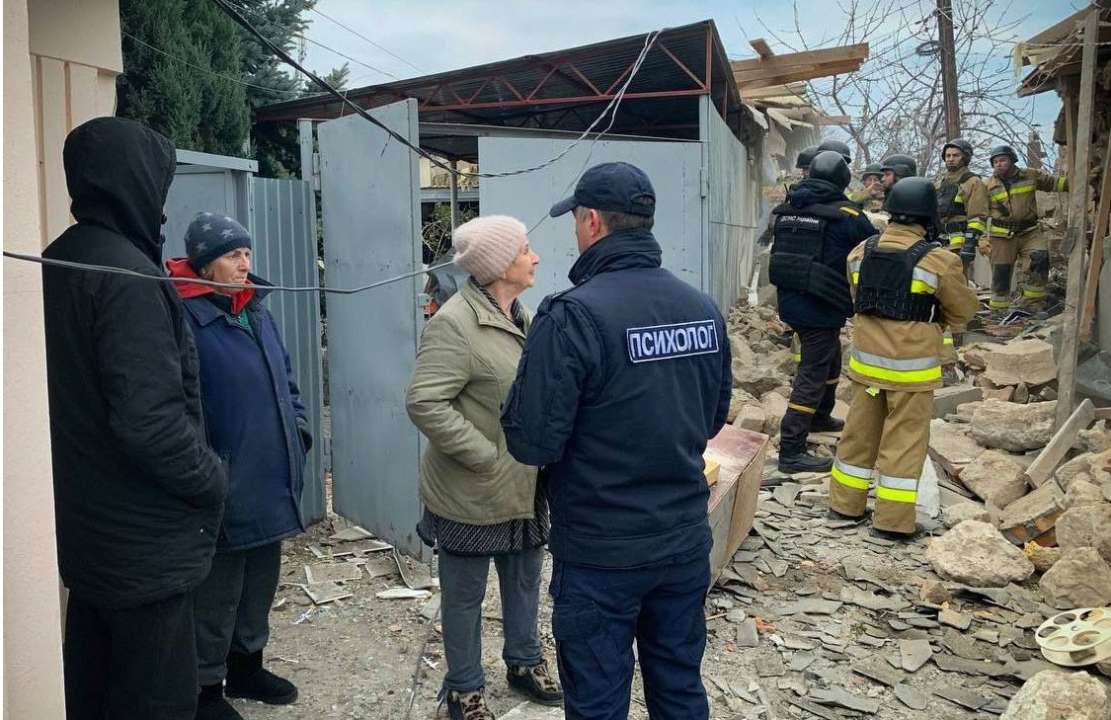 Россияне ударили по украинским городам ракетами и дронами 17 ноября. Фото: ГСЧС обстрелы 17 ноября 2024 года
