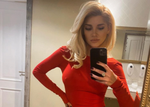 instagram.com/misharomanova Міша Романова показала шикарні груди в піджаку на голе тіло