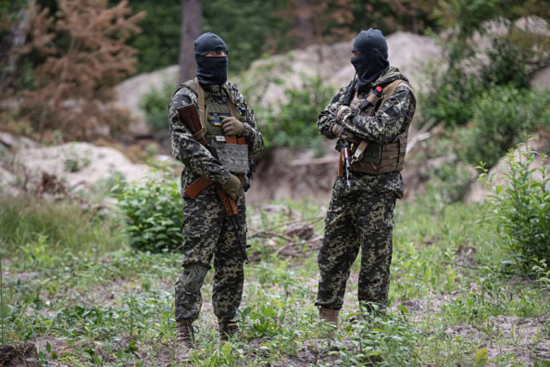 ВСУ продолжают контрнаступление и оттесняют врага в Херсонской области/Фото: Alexey Furman/Getty Images Украинские войска продолжают контрнаступление в Херсонской области – ОК "Юг"