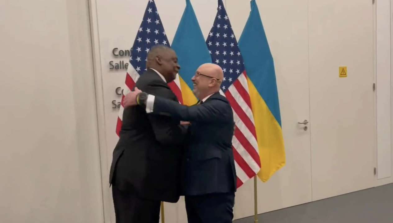 Резніков прибув на "Рамштайн-13": які теми обговорять на зустрічі