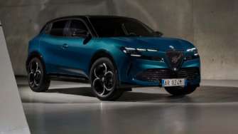 Фото: Alfa Romeo Alfa Romeo представила свій перший електромобіль – стильний кросовер Milano. Фото