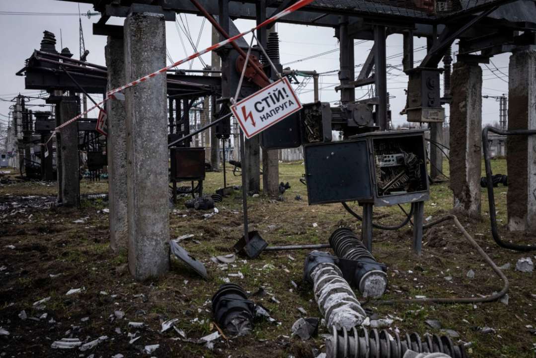 Сьогодні ввечері можливі відключення світла по всій Україні/Фото: Getty Images