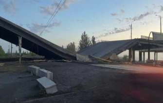 росіяни зруйнували міст між Покровськом та Мирноградом/Фото: Реальна війна росіяни зруйнували міст між Покровськом та Мирноградом