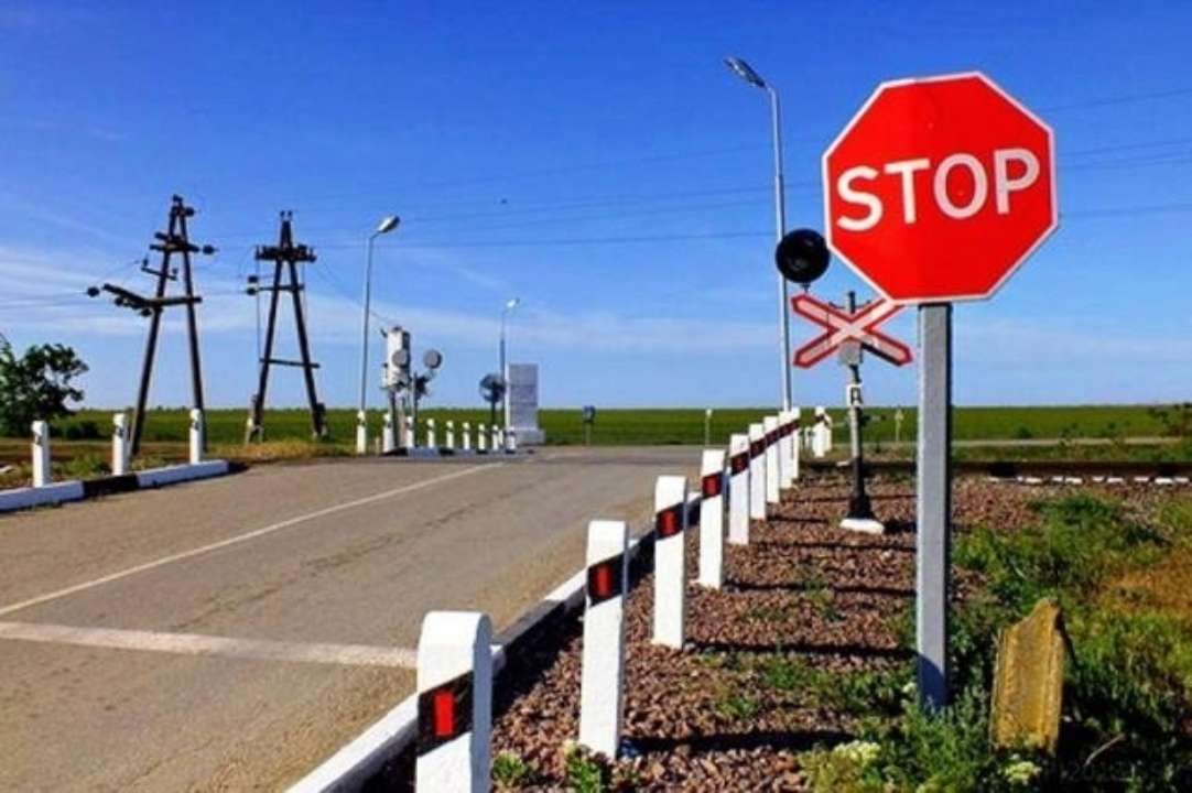 В Бельгии поезд протаранил грузовик, за рулем которого был украинец В Бельгии поезд протаранил грузовик, за рулем которого был украинец