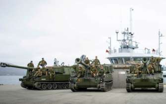Норвегія надасть Україні нову військову допомогу/Фото: nato Гаубиці