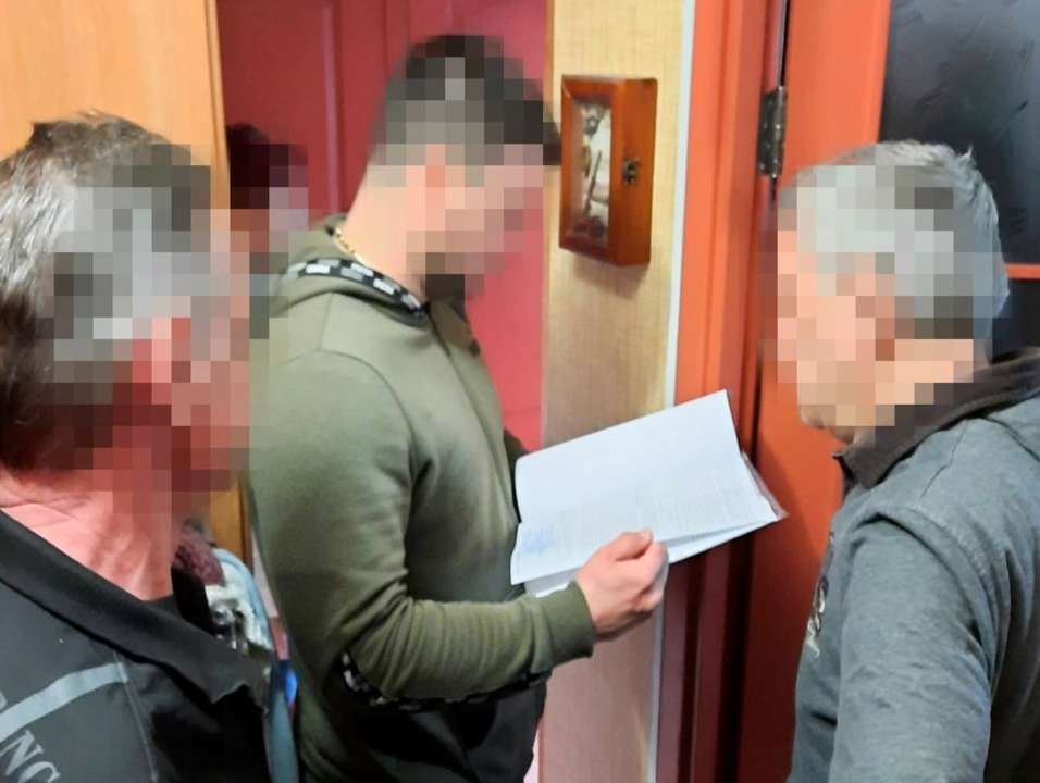 Закликав знищити українців: у Києві затримали колишнього військовослужбовця, який співпрацював з рф