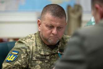 Залужний підтвердив, що в його кабінеті знайшли прослушку / Фото: Валерій Залужний Залужний вперше надав коментар щодо прослушки в його кабінеті