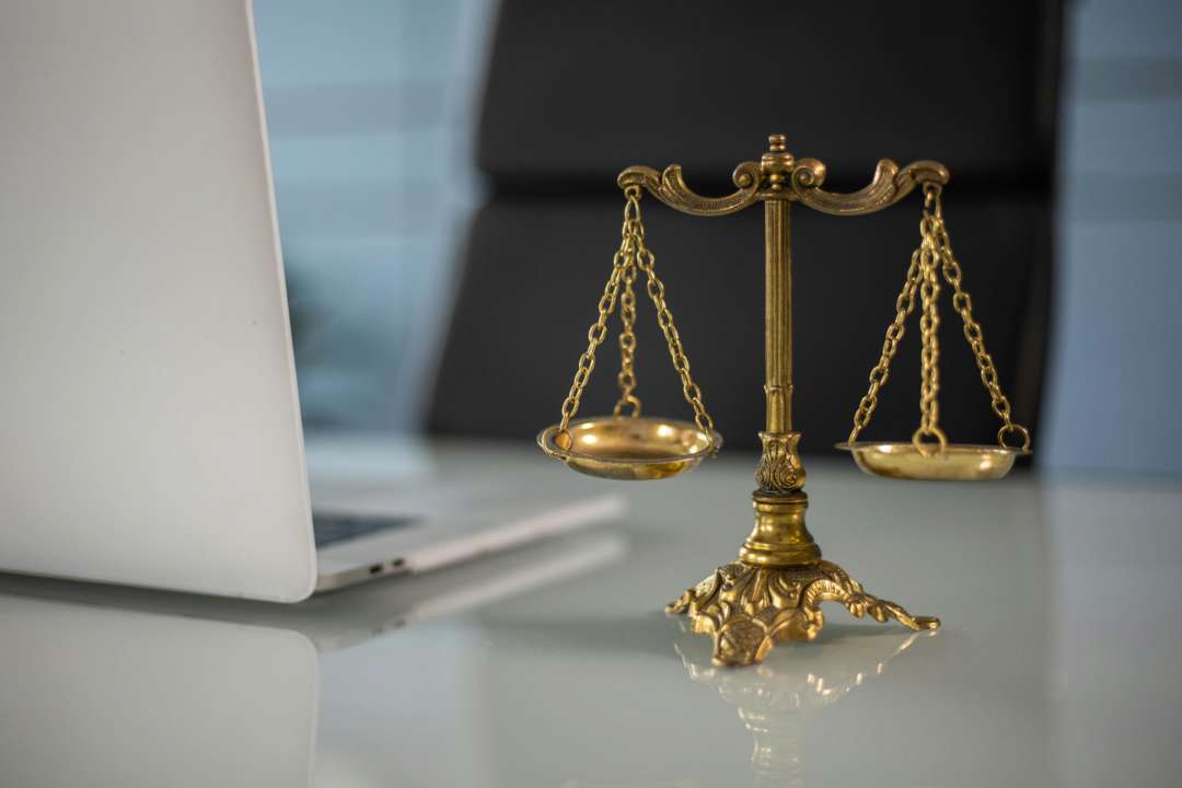 Фото: pexels АП ВАКС подтвердила, что взыскание 7 млн грн с чиновника ГБР и его жены было законным
