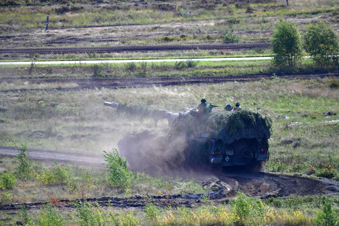 Panzerhaubitzen 2000