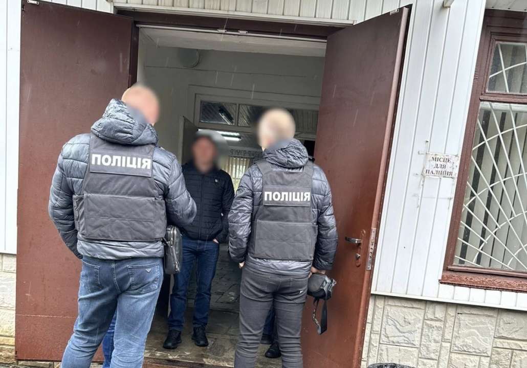 У Полтавській області чиновник наживався на похованні військових/Фото: Офіс генпрокурора У Полтавській області чиновник наживався на похованні військових/Фото: Офіс генпрокурора