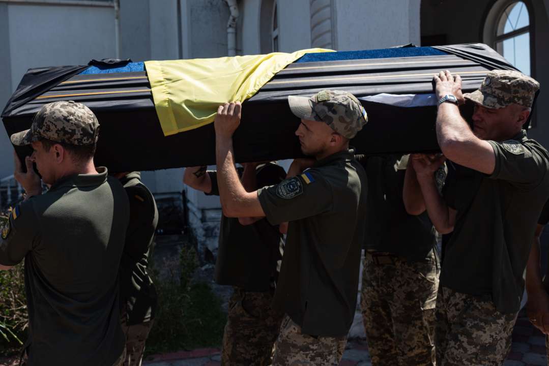 Тела 30 украинских военных вернулись к их родным/Фото: Alexey Furman/Getty Images Украина вернула тела 30 павших бойцов