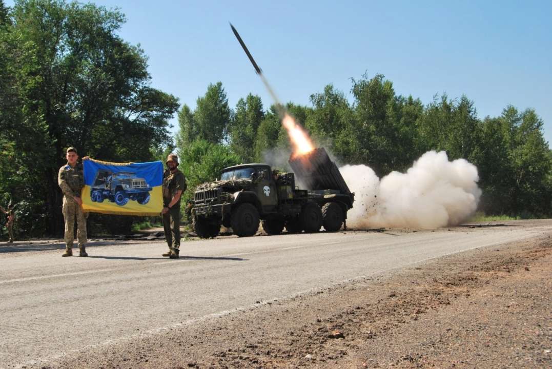 Українські військові