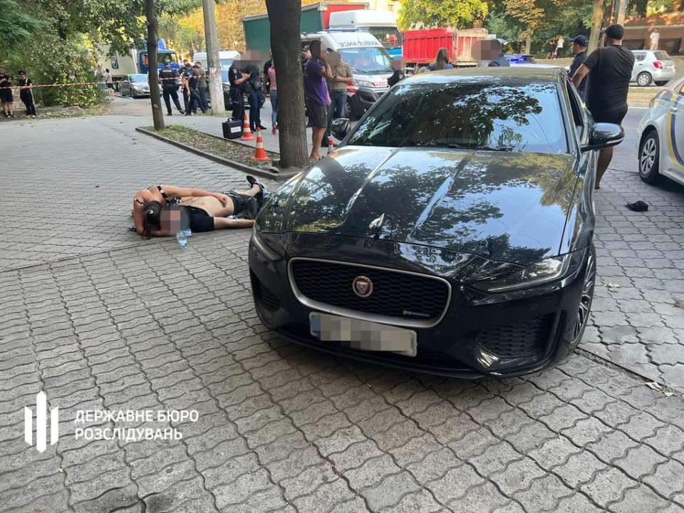 Поліція ініціювала кримінальне провадження за посягання на життя патрульних /Фото: ДБР Стрілянина у Дніпрі: поліція ініціювала кримінальне провадження за посягання на життя патрульних