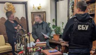 СБУ викрила схему розкрадання майже 1,5 млрд гривень під час закупівлі боєприпасів Учасник схеми розкрадання грошей: ексчиновника Міноборони відправили під варту до 8 квітня