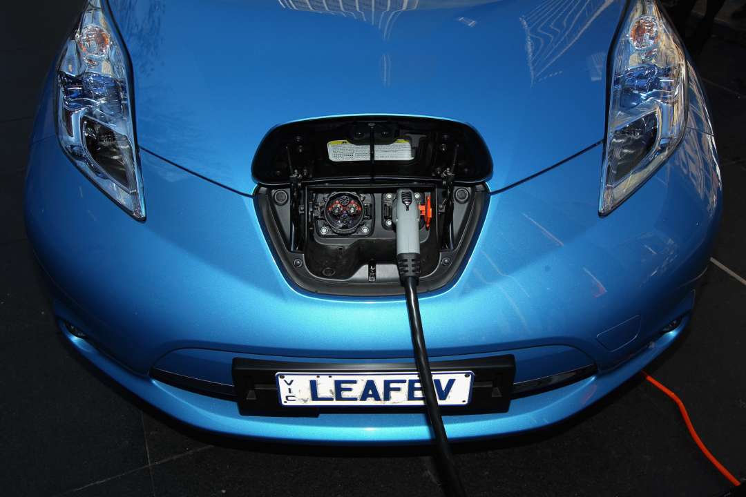 Украинцы стали чаще покупать электромобили/Фото: Getty Images Nissan Leaf
