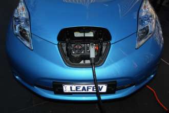 Українці стали частіше купувати електромобілі/Фото: Getty Images Nissan Leaf