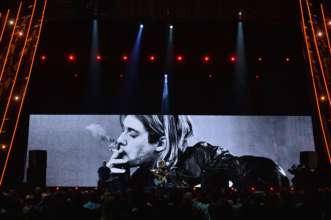фото: gettyimages Штучний інтелект написав трек «Drowned in the Sun»