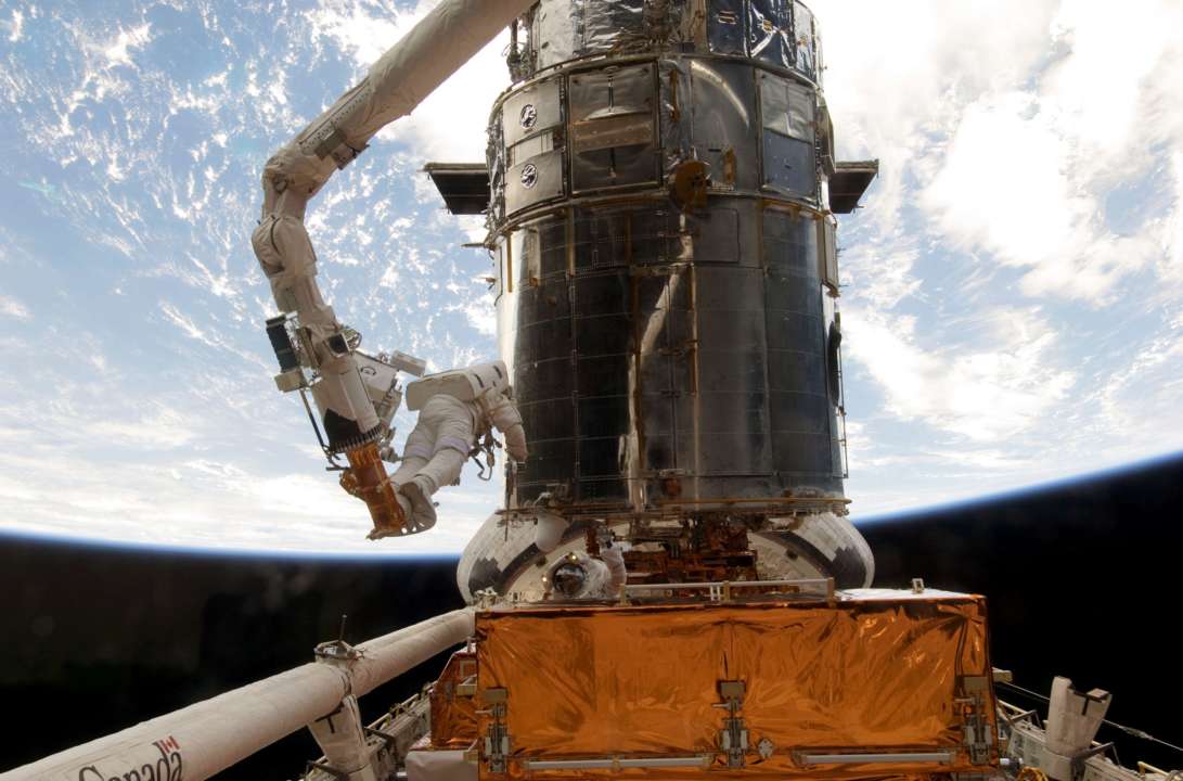 NASA отремонтировало телескоп Hubble