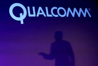 Qualcomm продолжит поставлять модемные системы для iPhone/Фото: Justin Sullivan/Getty Images Еще три года: Qualcomm продолжит поставлять модемные системы для iPhone
