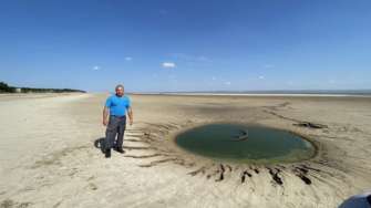 Журналісти показали, який вигляд має Каховське водосховище сьогодні / Фото: news.sky.com Журналісти показали, який вигляд має Каховське водосховище сьогодні / Фото: news.sky.com