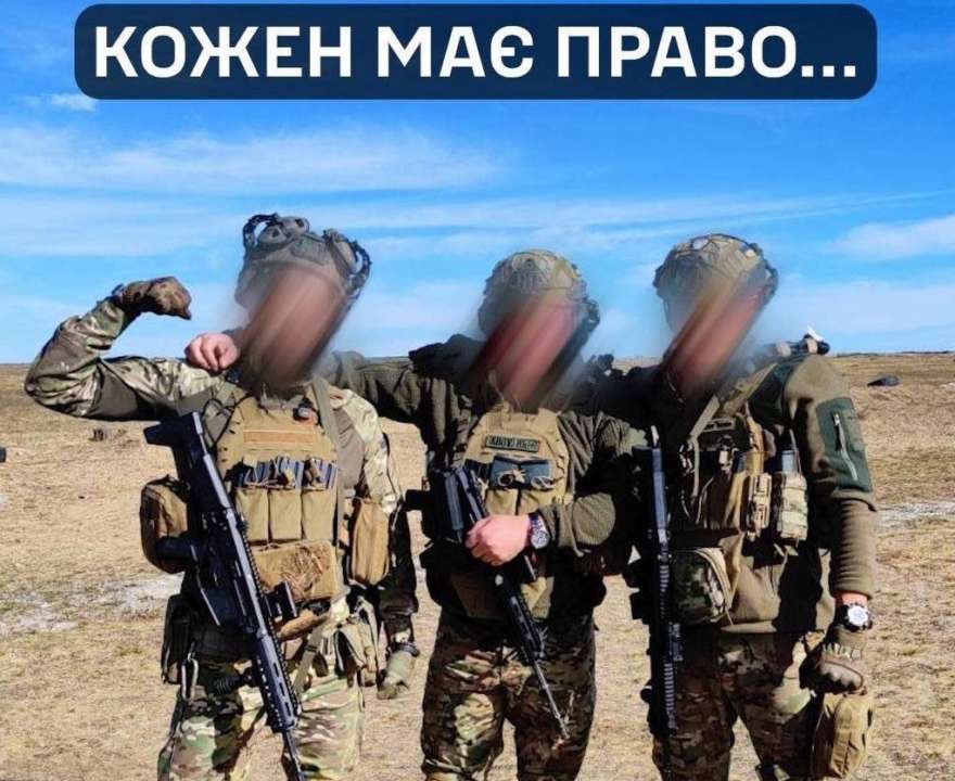 Кожен бажаючий долучитися до цього роду військ може завітати до офісу, поспілкуватися з рекрутерами, обрати для себе підрозділ та посаду, на якій бажає проходити службу, отримати консультації з питань призову за мобілізацією чи підписання контакту Кожен бажаючий долучитися до цього роду військ може завітати до офісу, поспілкуватися з рекрутерами, обрати для себе підрозділ та посаду, на якій бажає проходити службу, отримати консультації з питань призову за мобілізацією чи підписання контакту