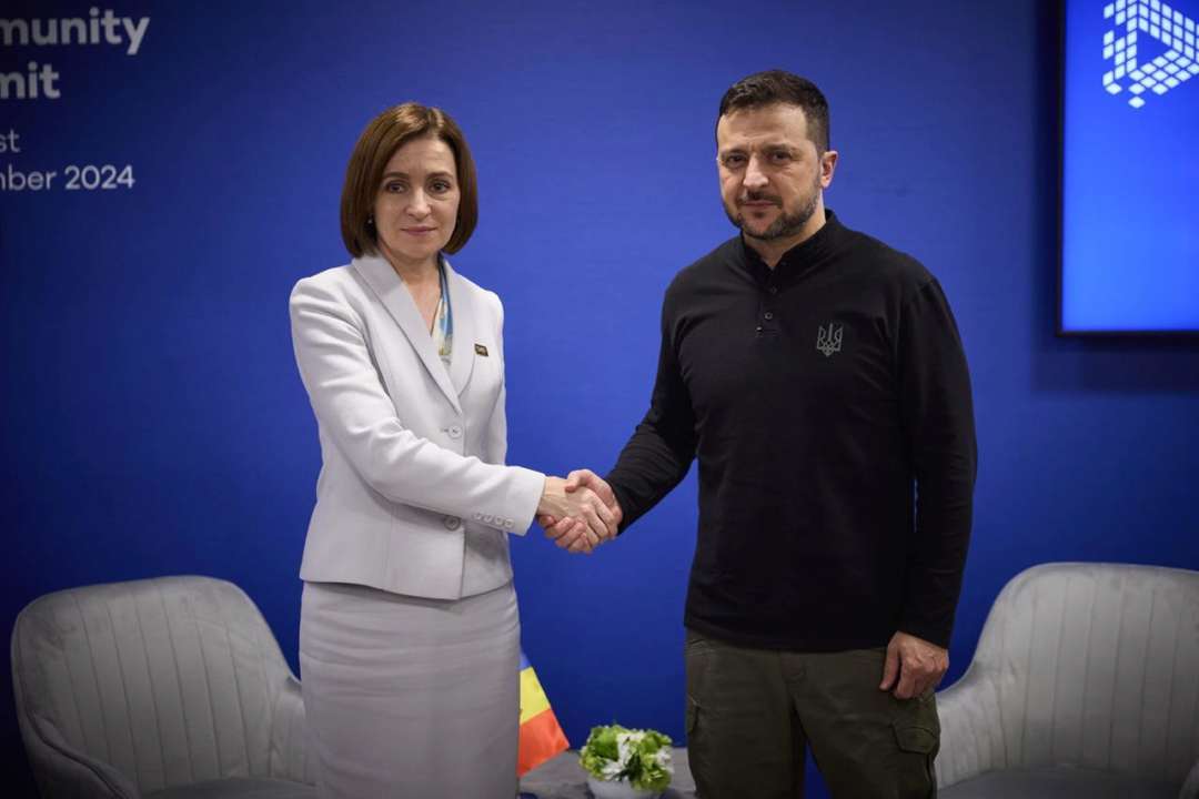 Зеленский и Санду обсудили вызовы безопасности стран и усилия на пути в ЕС