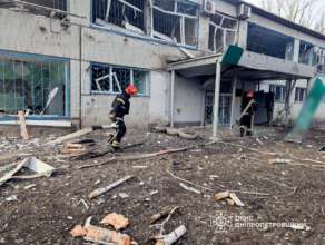 Наслідки атаки Кривого Рогу 12 березня/Фото: ДСНС Наслідки атаки Кривого Рогу 12 березня/Фото: ДСНС