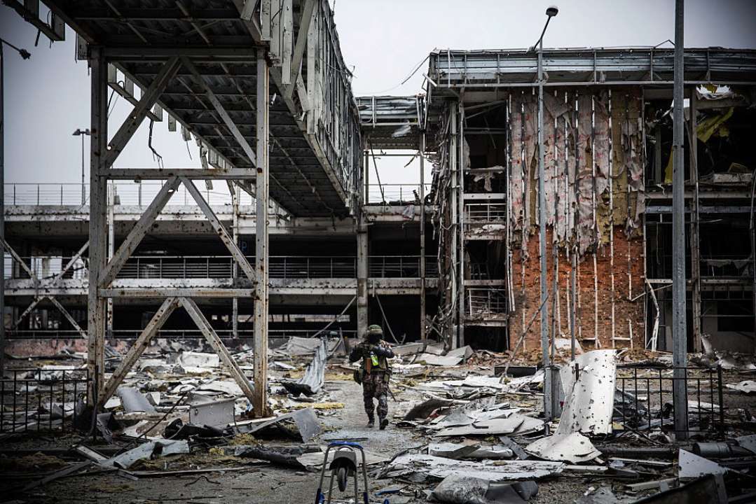 Войска рф обстреляли горсовет Харьковской области/Фото: Getty Images Войска рф обстреляли горсовет Харьковской области/Фото: Getty Images