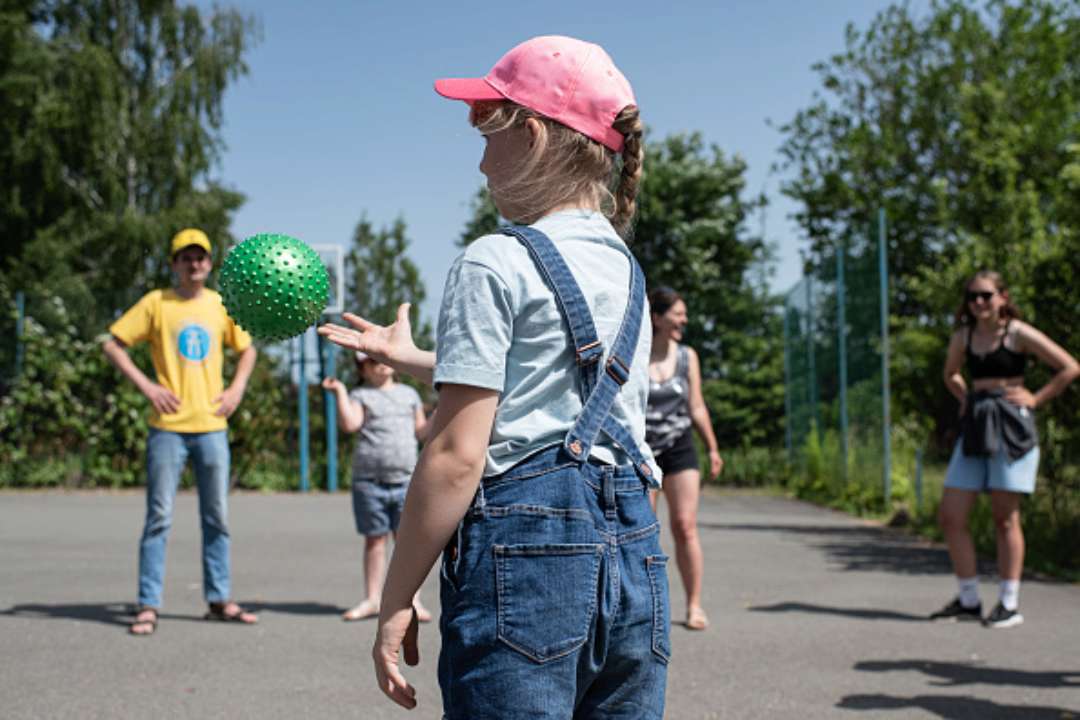 В Украине увеличилось количество детей, пострадавших из-за вооруженной агрессии рф/Фото: Alexey Furman/Getty Images В Украине детей-жертв российской агрессии стало больше: новые преступления оккупантов