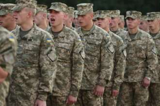 С какими заболеваниями не возьмут на военную службу / Фото: Sean Gallup/Getty Images С какими заболеваниями не возьмут на военную службу / Фото: Sean Gallup/Getty Images